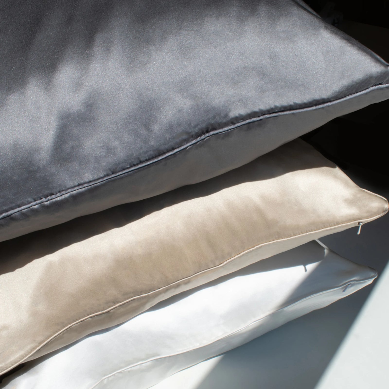 100% Mulberry Silk Pillowcase Christmas Gifts for Hair and Skin with Zipper
